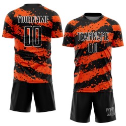 Benutzerdefinierte schwarz orange-weiß Splash Sublimation Fußball Uniform Trikot
